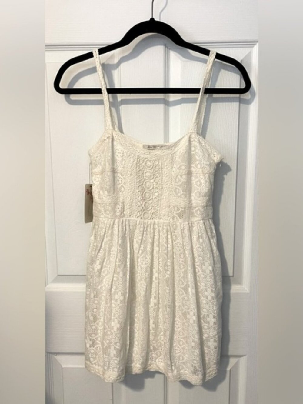 ZARA TRF White Lace Sleeveless Flare Dress Size S